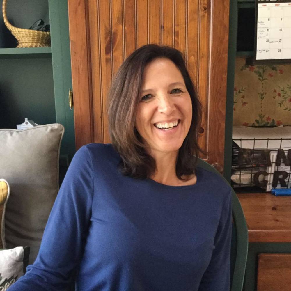 Meet your Posher, Laura